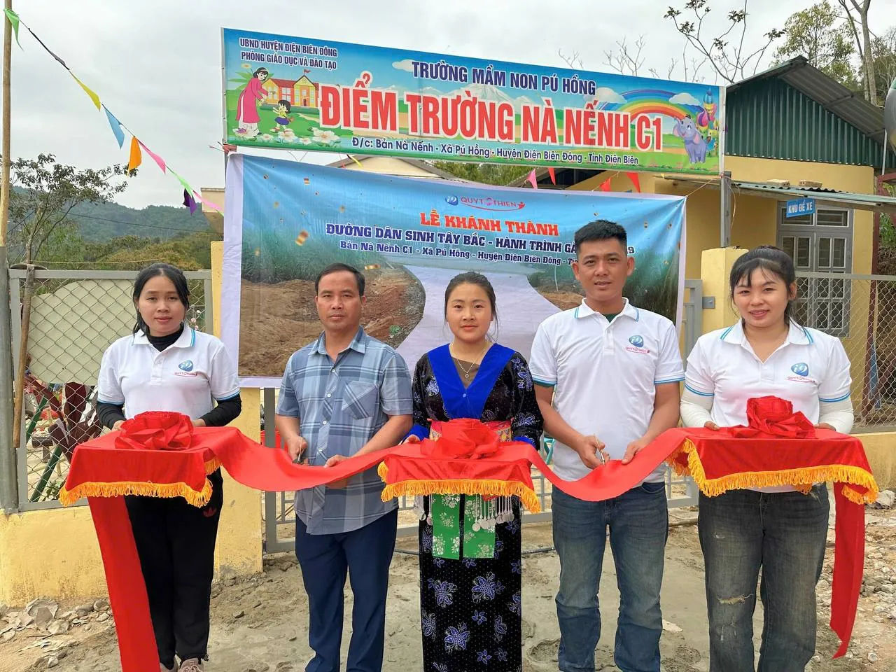 Liên hệ HI88 Bet qua mạng xã hội