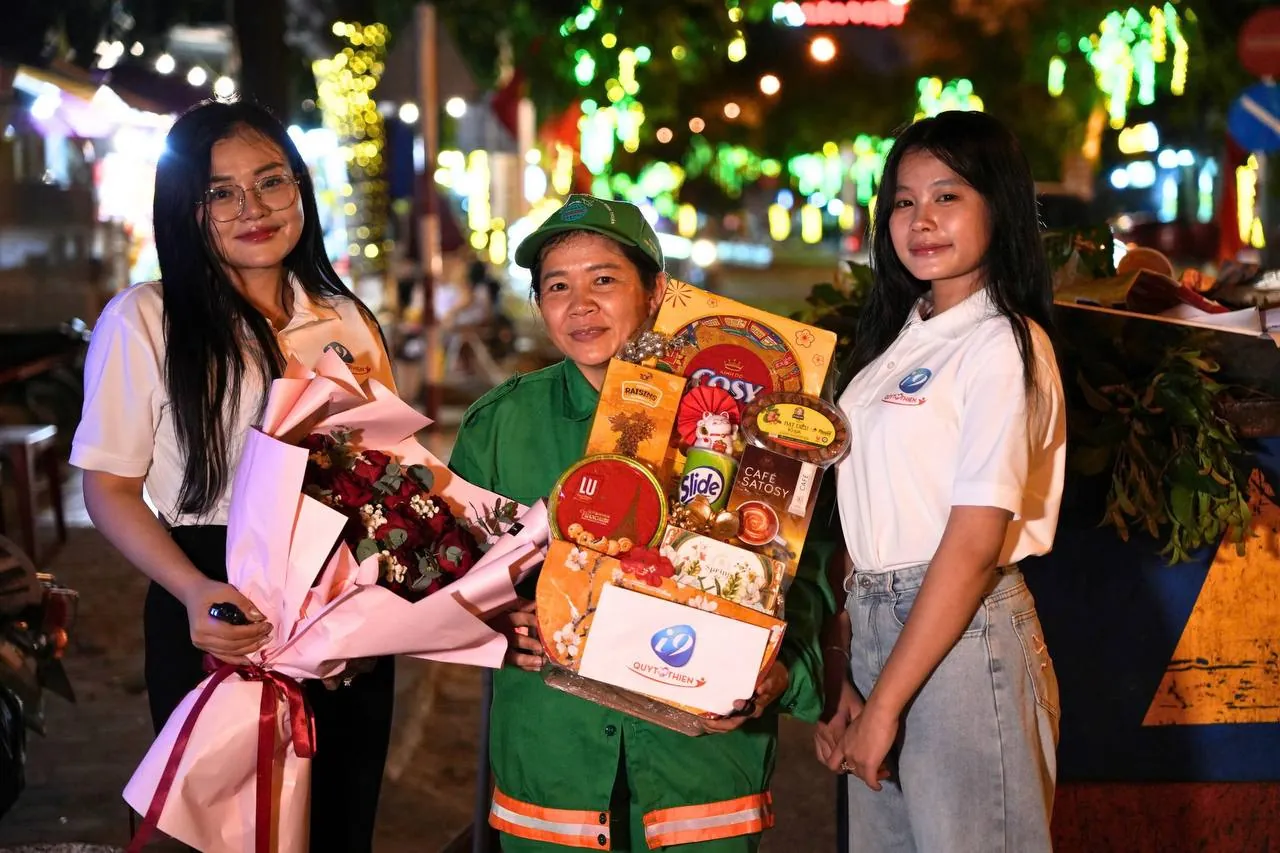 Biểu tượng hotline